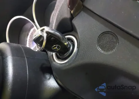 2012 Mercedes-Benz C 300 Luxury 4Matic/Sport 4Matic из США, поврежденный, VIN WDDGF8BB1CR195025